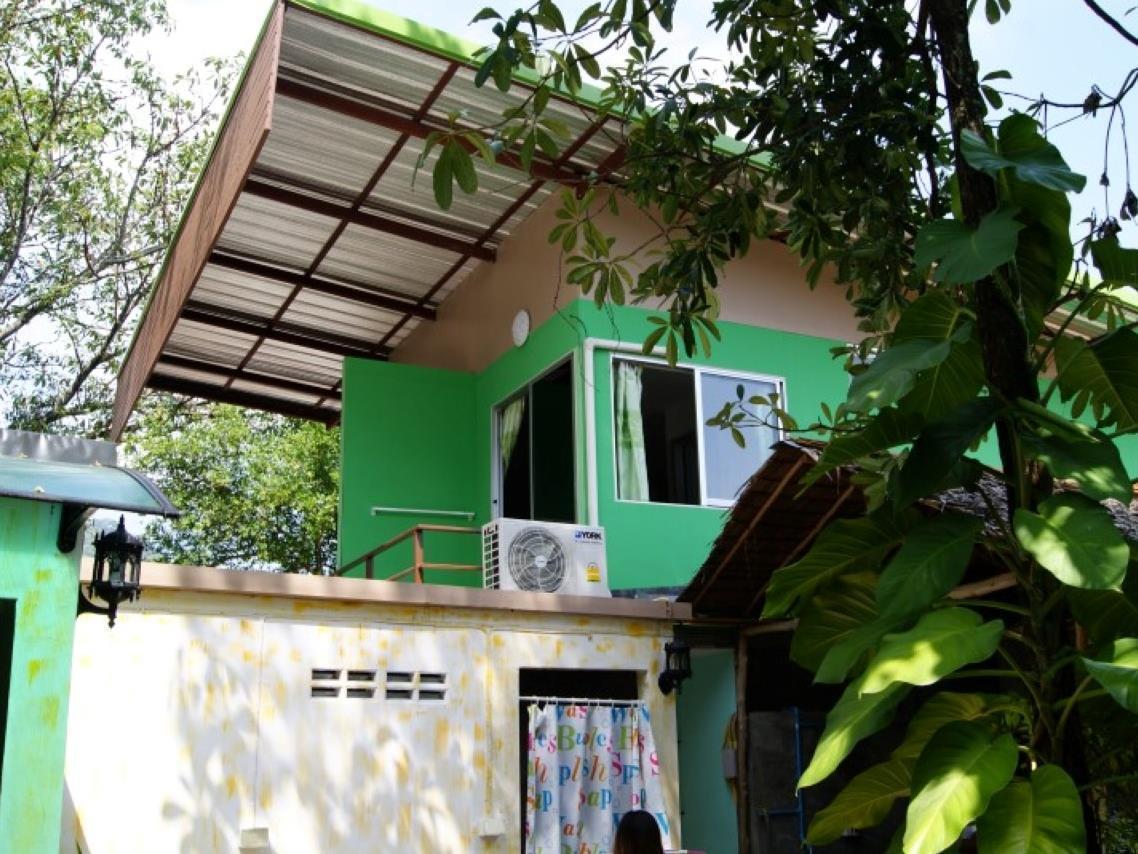 Oyo 1163 Eden Hostel Phuket Exterior foto